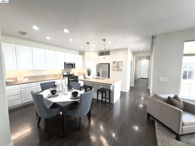 43 W Casita Ln, Mountain House, California 95391