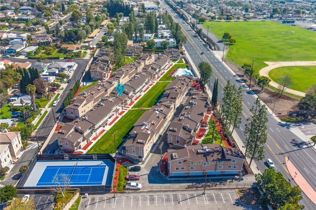 957 W Imperial 30, La Habra, California 90631 home-pic-48