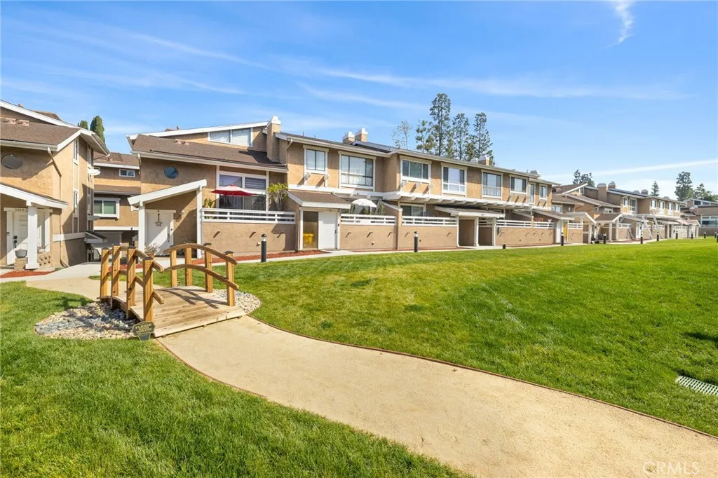957 W Imperial 30, La Habra, California 90631 home-pic-27