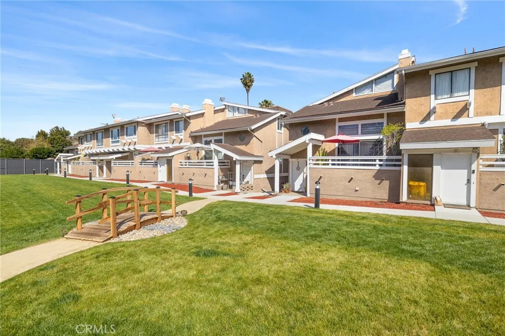 957 W Imperial 30, La Habra, California 90631 home-pic-28