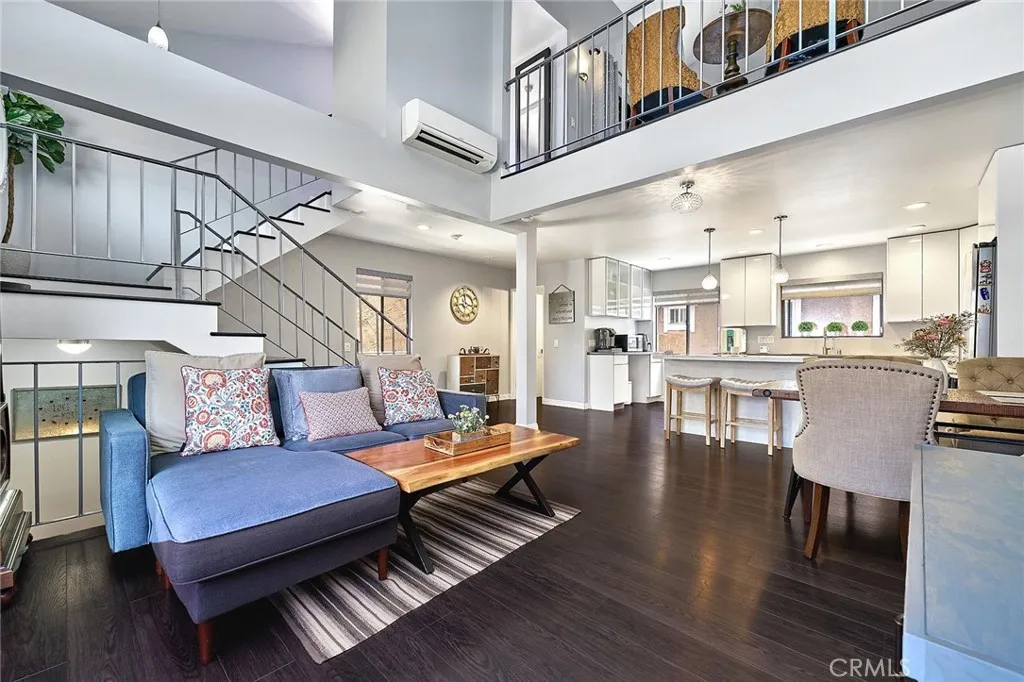957 W Imperial 30, La Habra, California 90631 home-pic-11