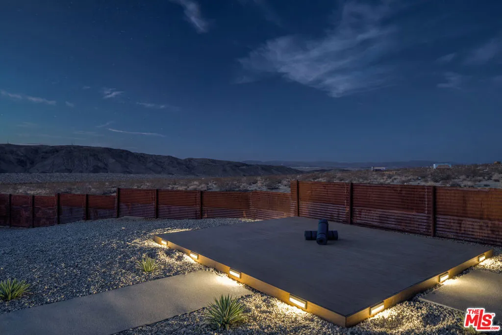 6765 Swanson Road, Joshua Tree, California 92252 home-pic-63