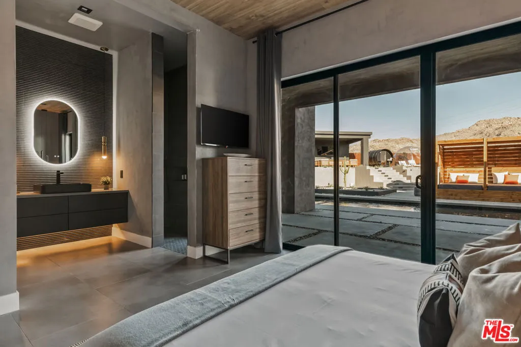 6765 Swanson Road, Joshua Tree, California 92252 home-pic-24