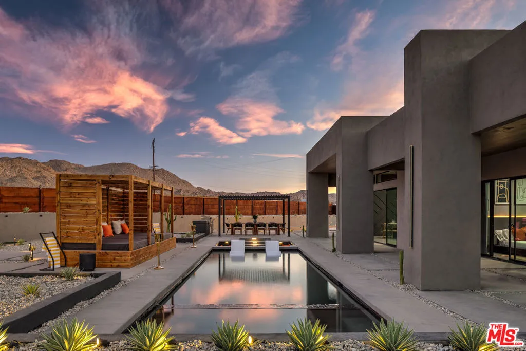 6765 Swanson Road, Joshua Tree, California 92252 home-pic-2
