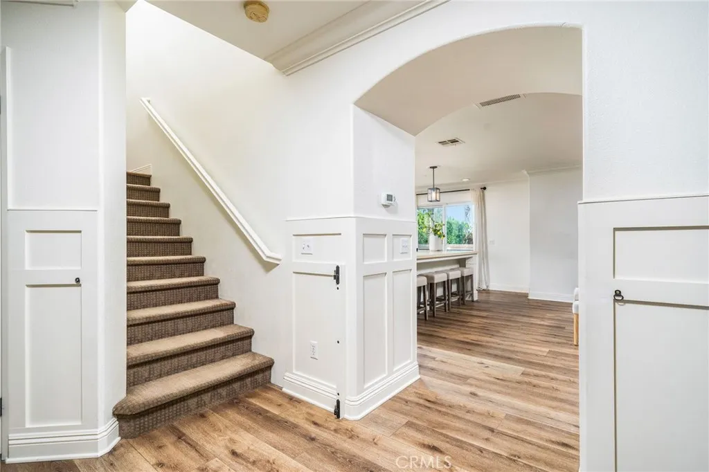 14403 Redwood Valley Road, Eastvale, California 92880 home-pic-10