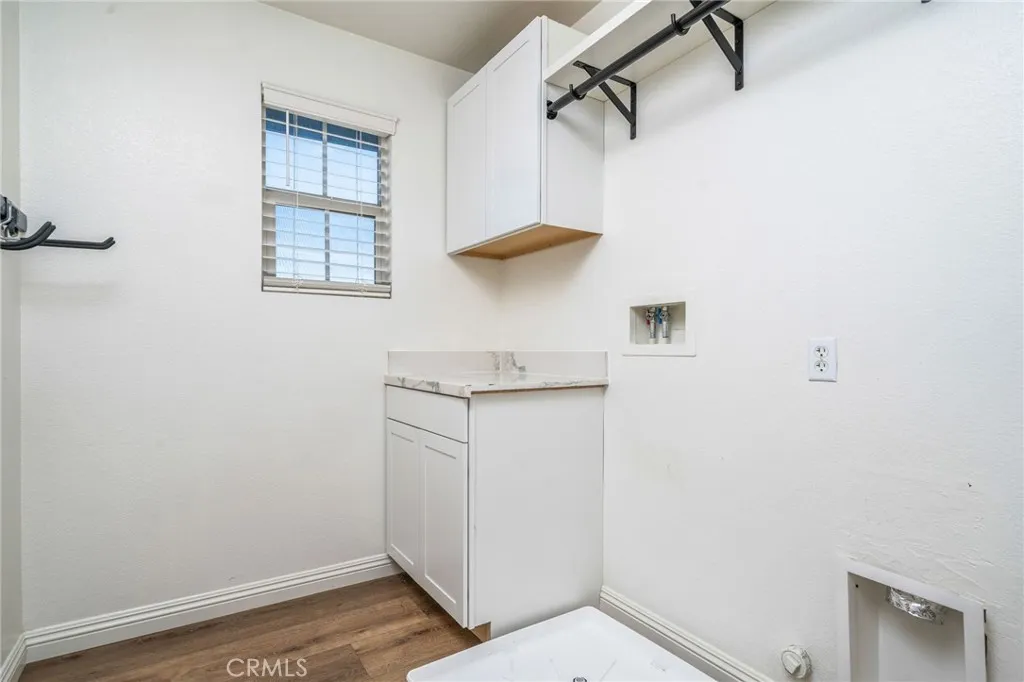 14403 Redwood Valley Road, Eastvale, California 92880 home-pic-17