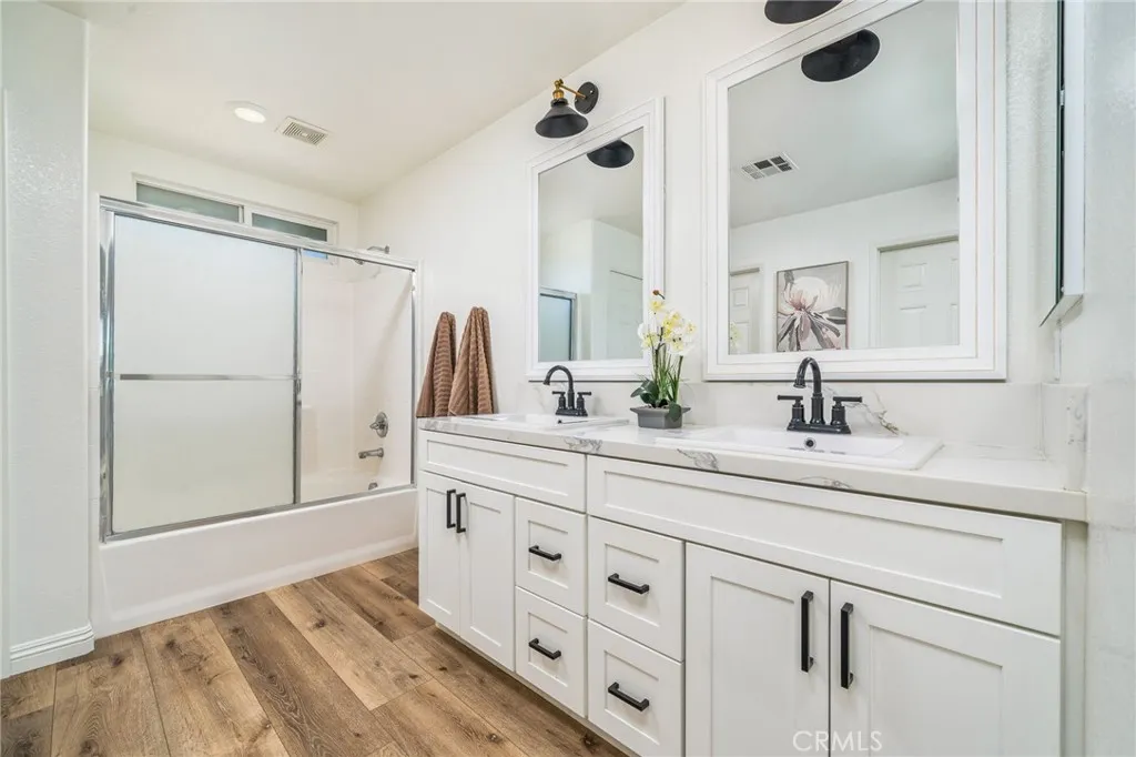 14403 Redwood Valley Road, Eastvale, California 92880 home-pic-13