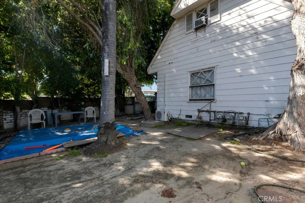 11667 Burbank, North Hollywood, California 91601 home-pic-13