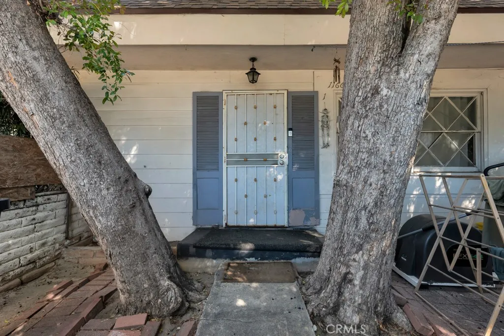 11667 Burbank, North Hollywood, California 91601 home-pic-55