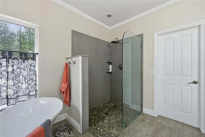 8863 Fox Drive, Cobb, California 95426