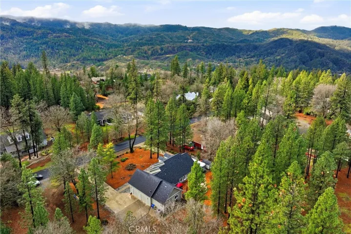 8863 Fox Drive, Cobb, California 95426