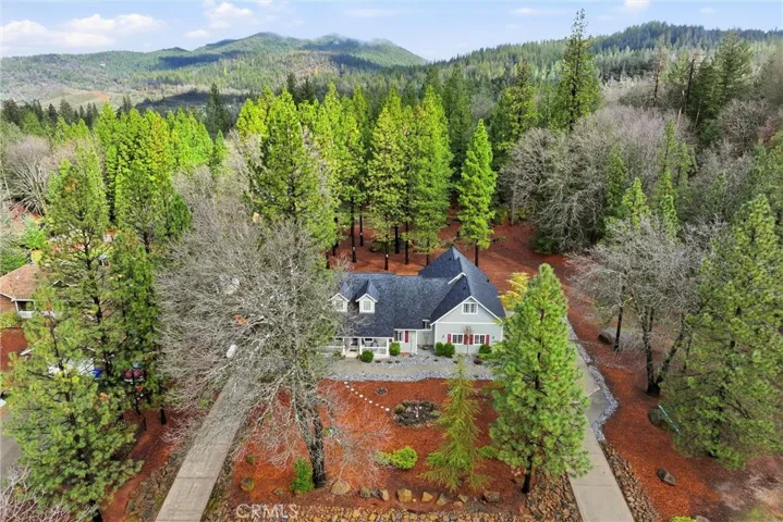 8863 Fox Drive, Cobb, California 95426