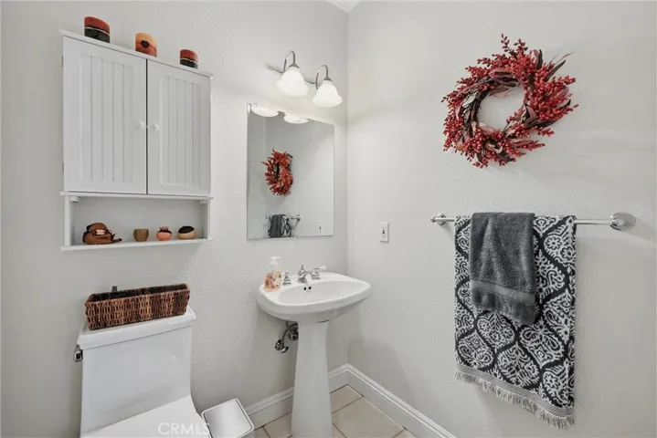 8863 Fox Drive, Cobb, California 95426