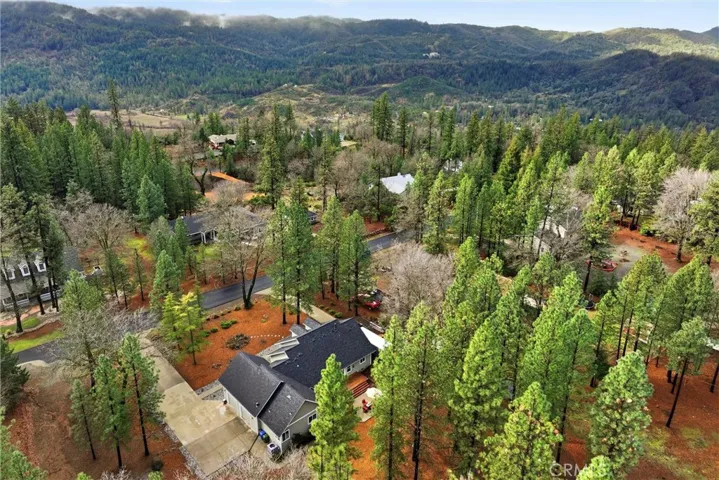 8863 Fox Drive, Cobb, California 95426