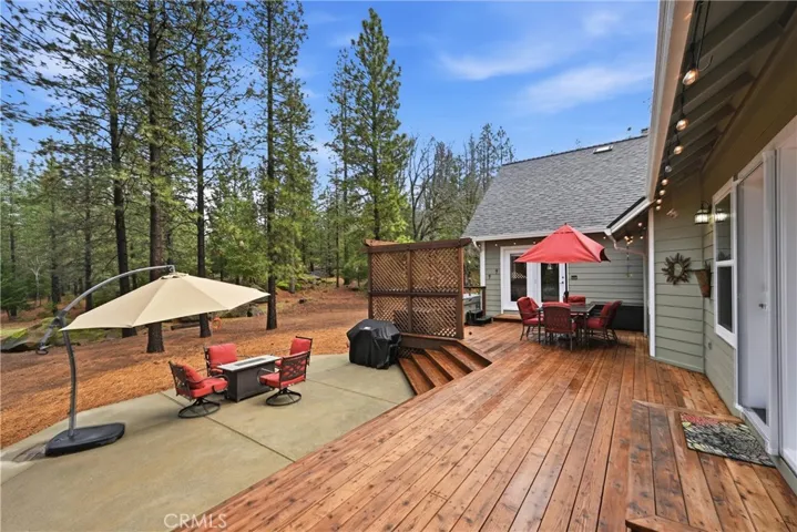 8863 Fox Drive, Cobb, California 95426