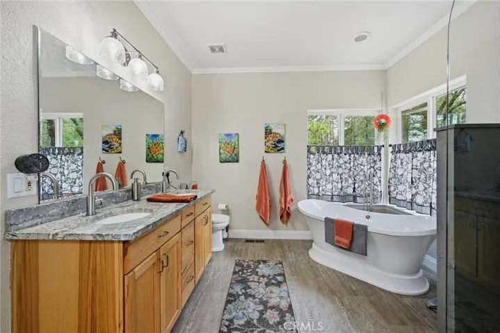 8863 Fox Drive, Cobb, California 95426