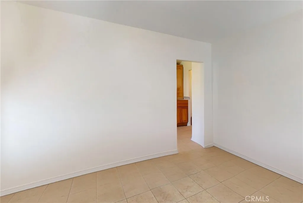 2372 W 29th, Los Angeles, California 90018 home-pic-22