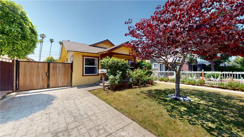 2372 W 29th, Los Angeles, California 90018 home-pic-2