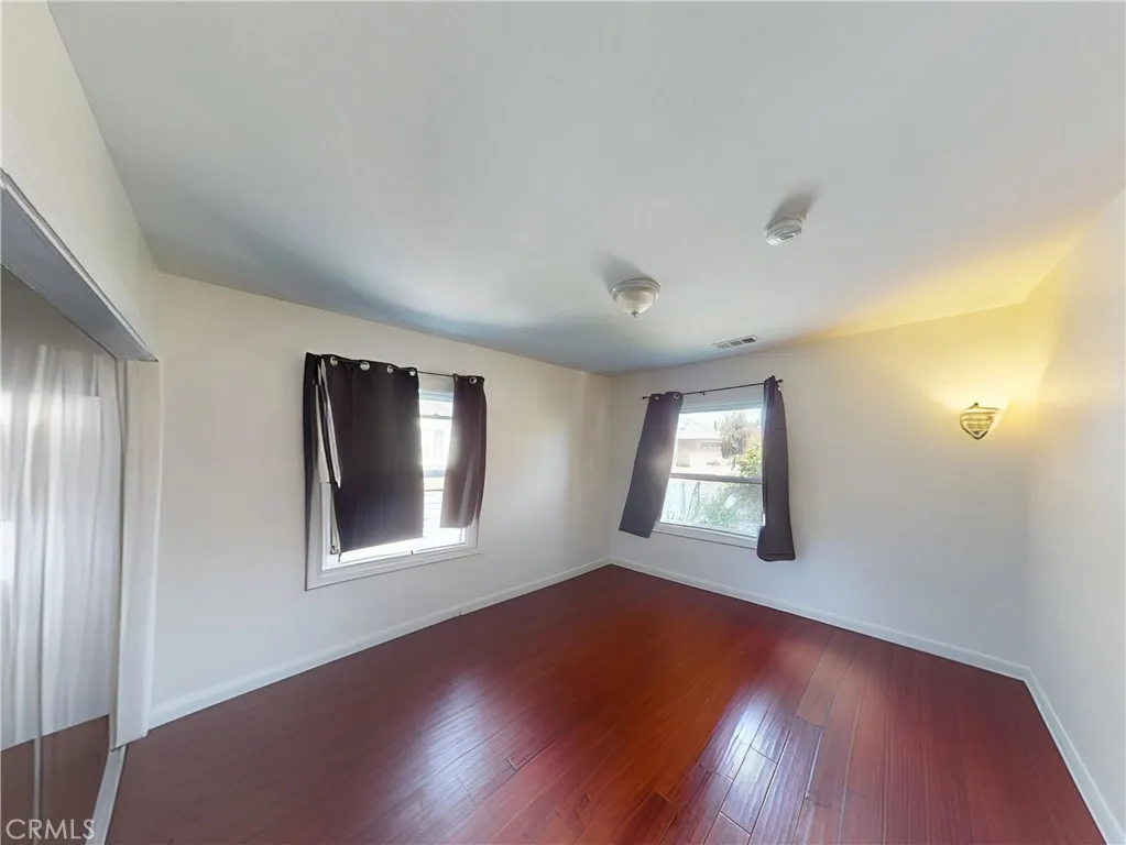 2372 W 29th, Los Angeles, California 90018 home-pic-11