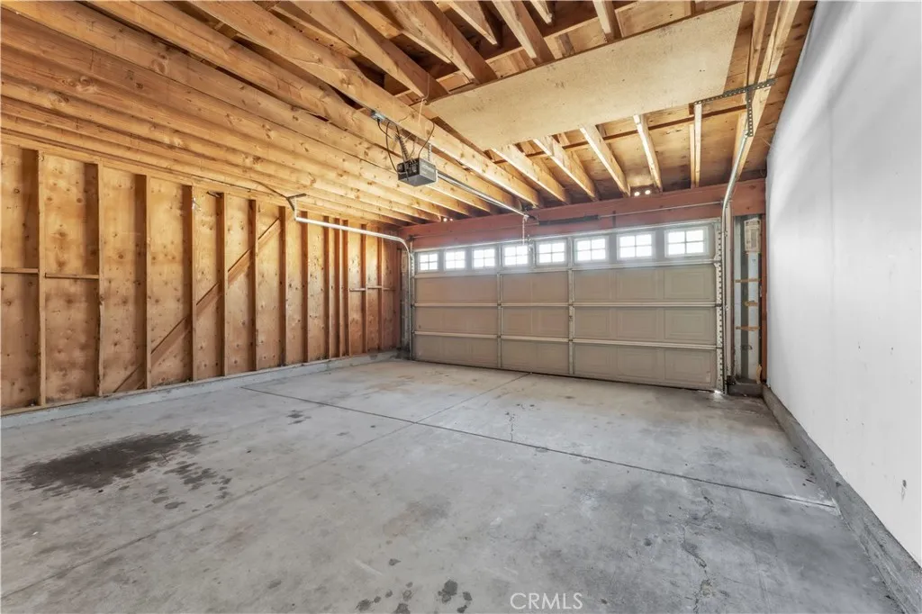 20020 Alburtis Avenue, Lakewood, California 90715 home-pic-37