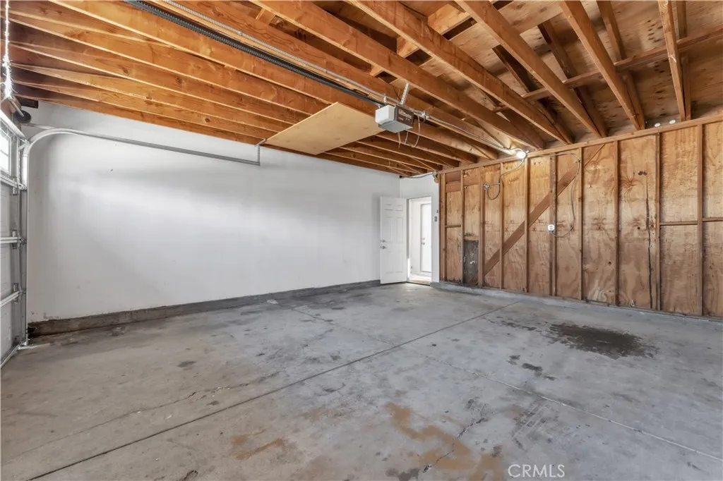 20020 Alburtis Avenue, Lakewood, California 90715 home-pic-36