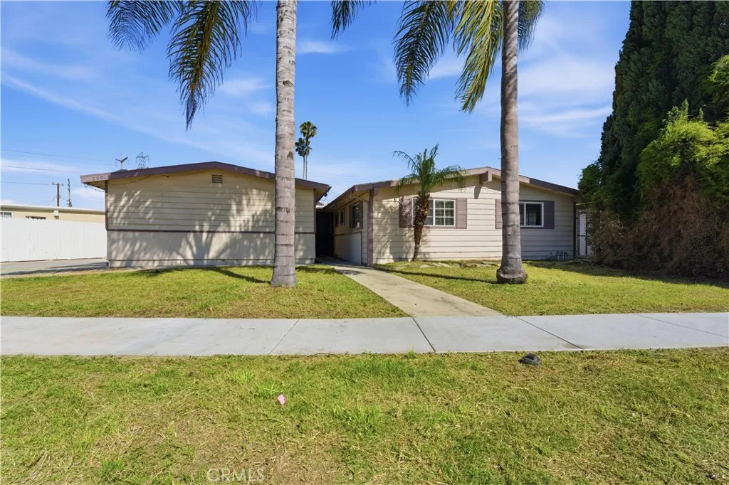 20020 Alburtis Avenue, Lakewood, California 90715 home-pic-28