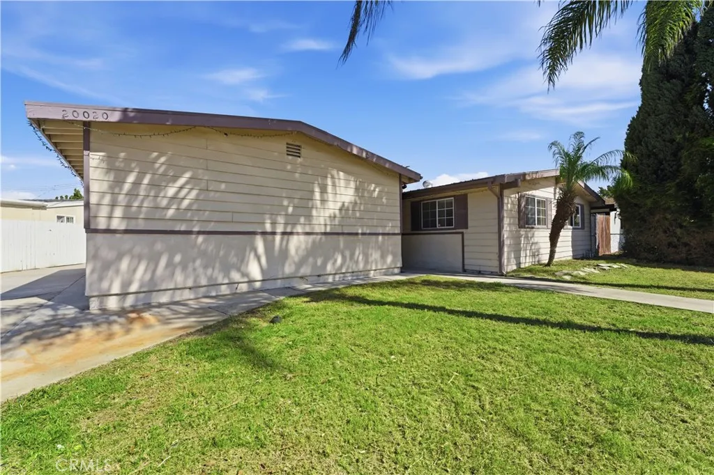 20020 Alburtis Avenue, Lakewood, California 90715 home-pic-38