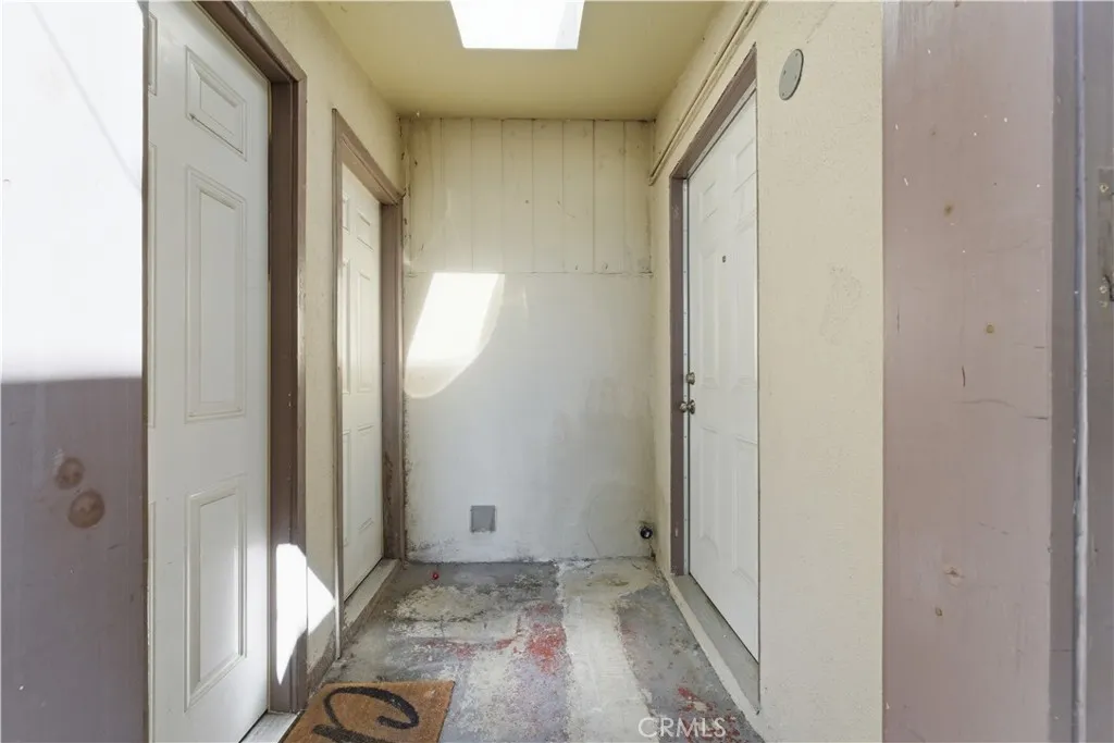 20020 Alburtis Avenue, Lakewood, California 90715 home-pic-20