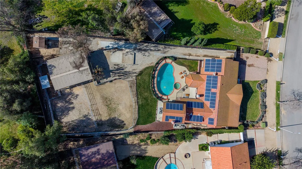922 Carefree Drive, Simi Valley, California 93065 home-pic-52