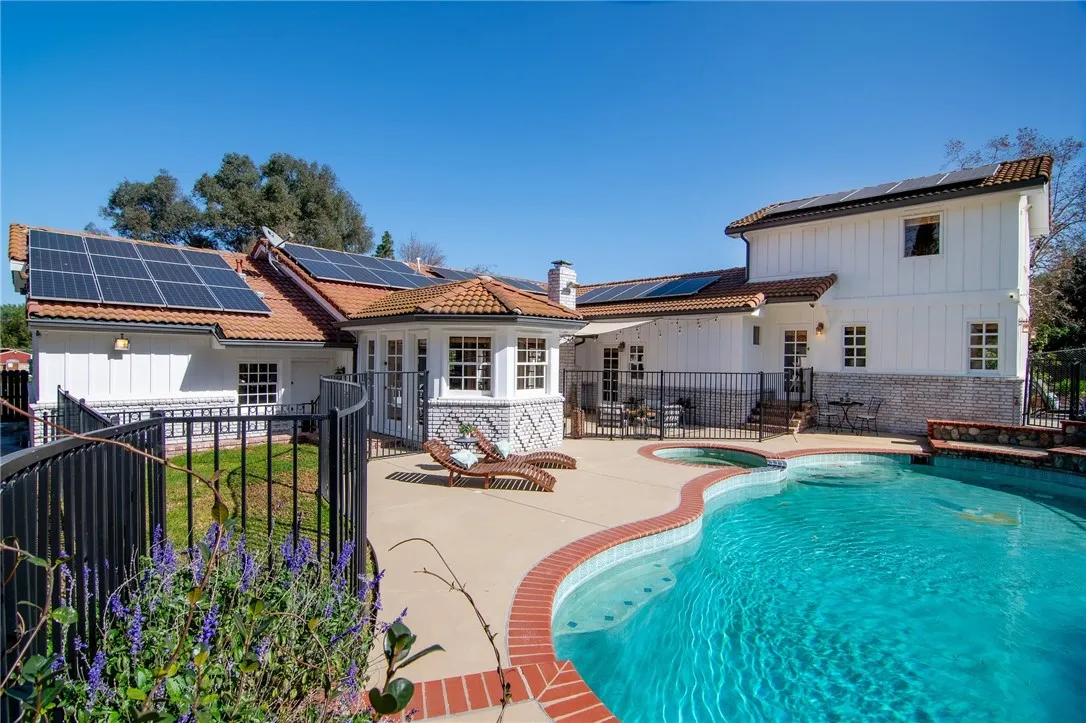 922 Carefree Drive, Simi Valley, California 93065 home-pic-31