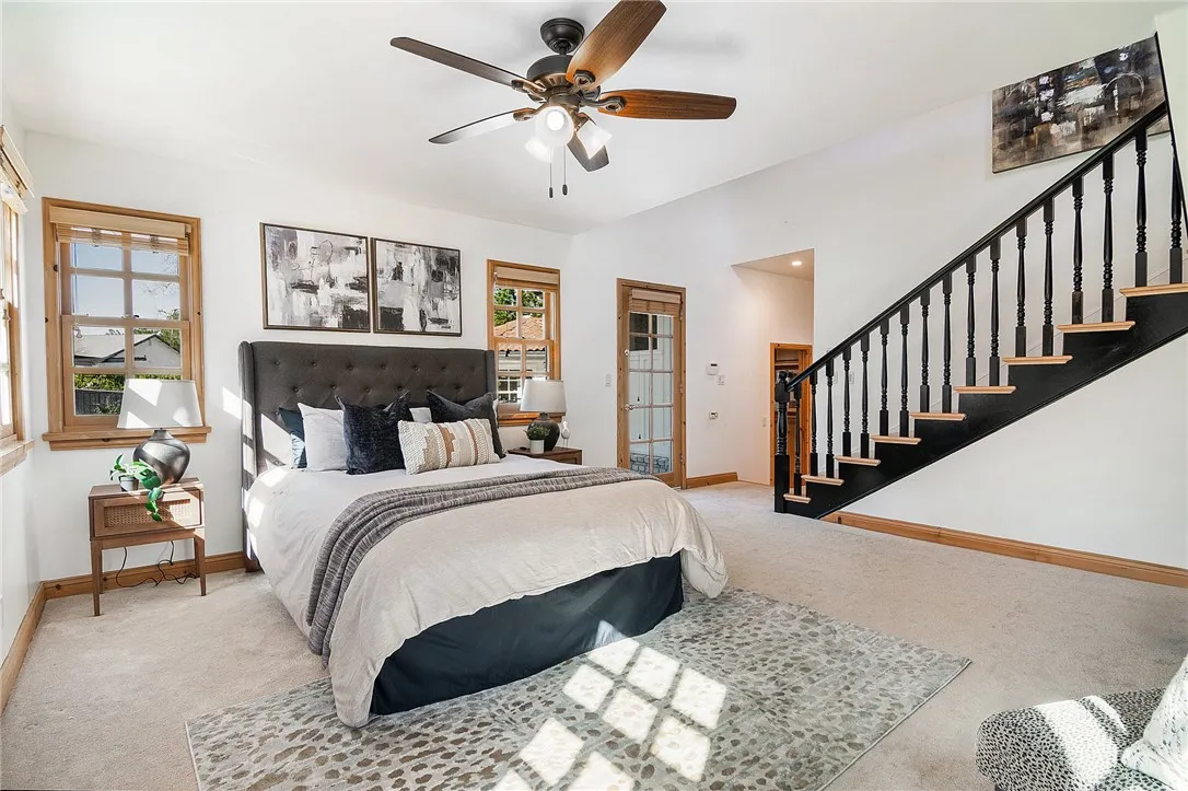 922 Carefree Drive, Simi Valley, California 93065 home-pic-19