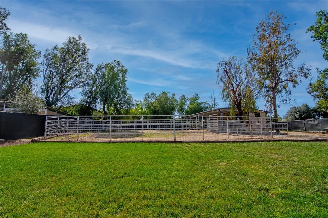922 Carefree Drive, Simi Valley, California 93065 home-pic-39