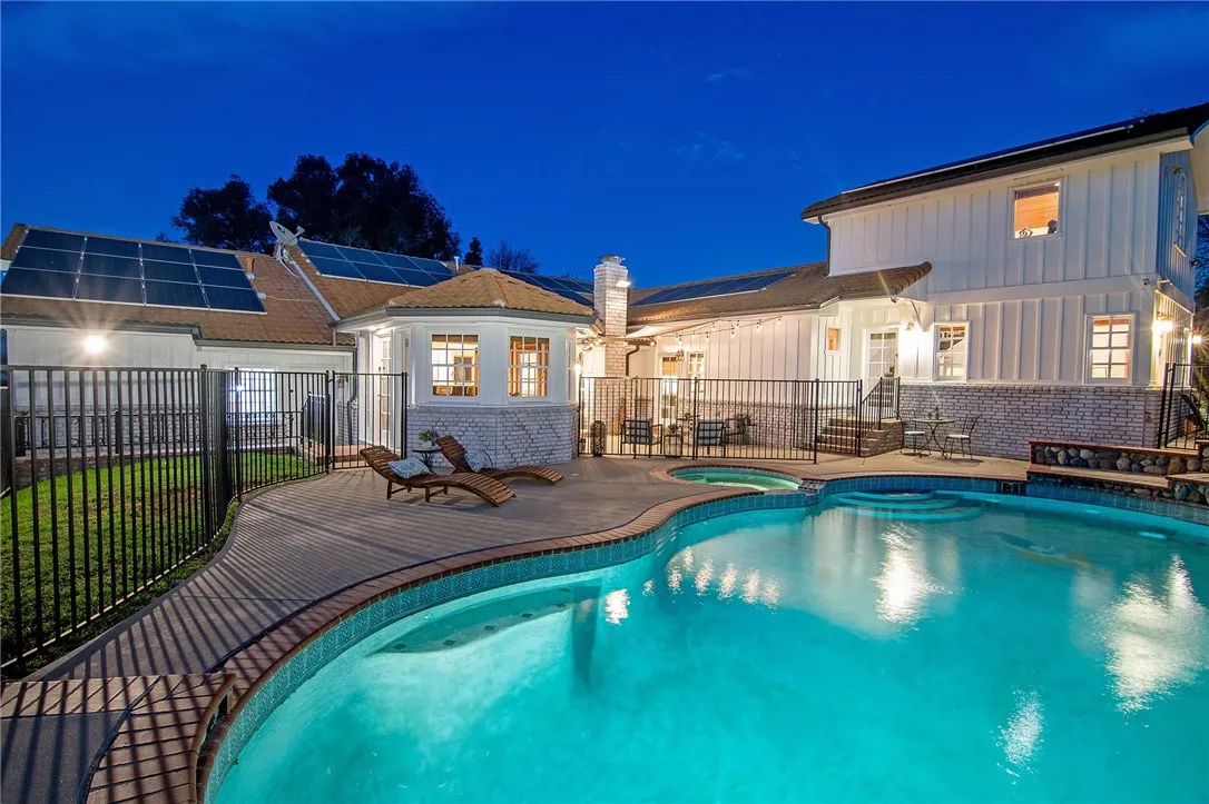 922 Carefree Drive, Simi Valley, California 93065 home-pic-32