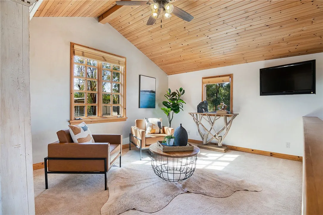 922 Carefree Drive, Simi Valley, California 93065 home-pic-20