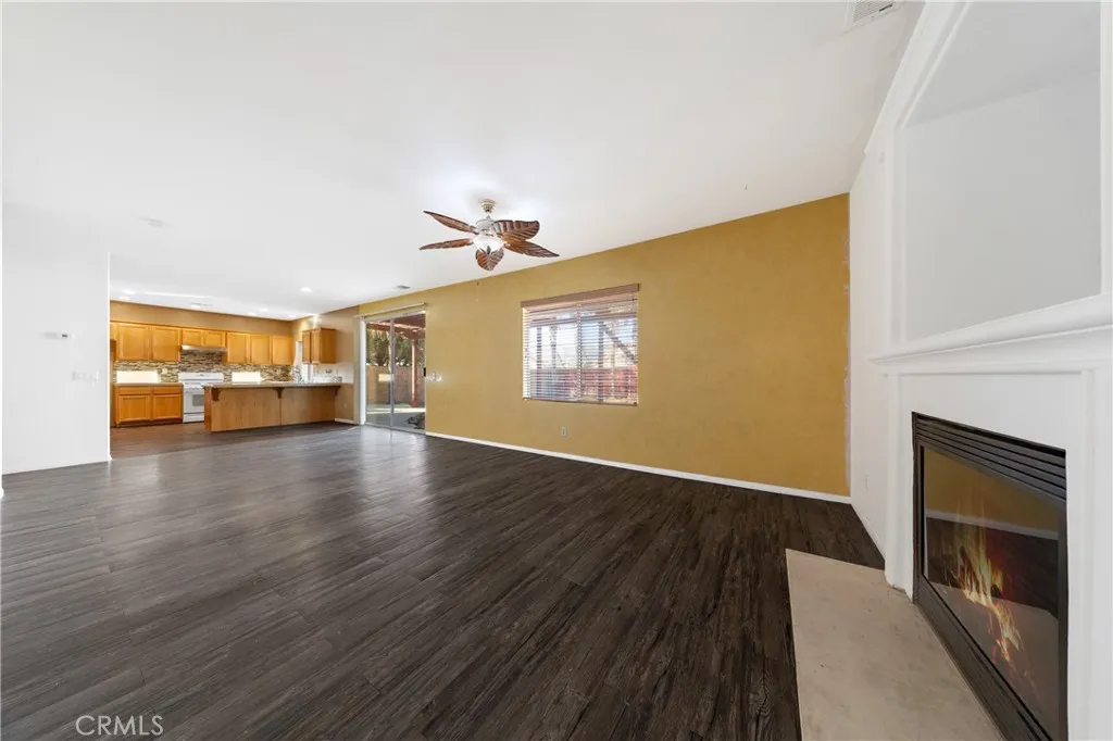 2355 Capet, San Jacinto, California 92583 home-pic-20