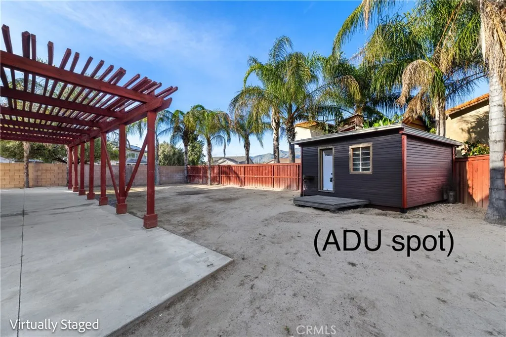 2355 Capet, San Jacinto, California 92583 home-pic-10