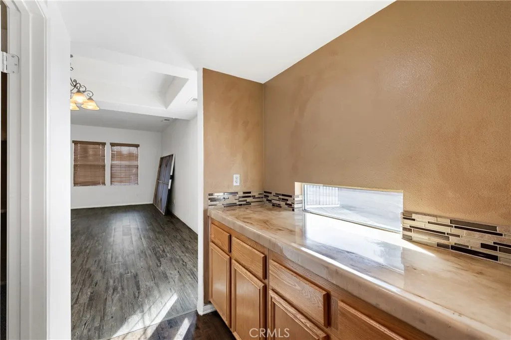 2355 Capet, San Jacinto, California 92583 home-pic-16