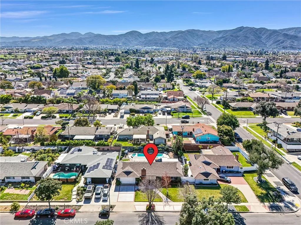 350 E Hacienda, Corona, California 92879 home-pic-30