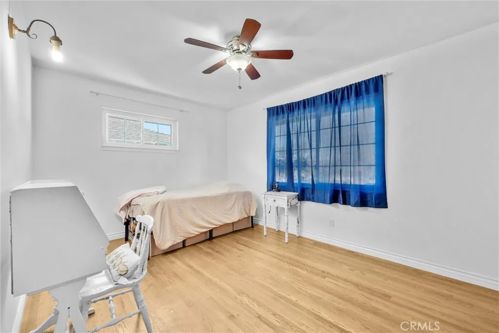 350 E Hacienda, Corona, California 92879 home-pic-19