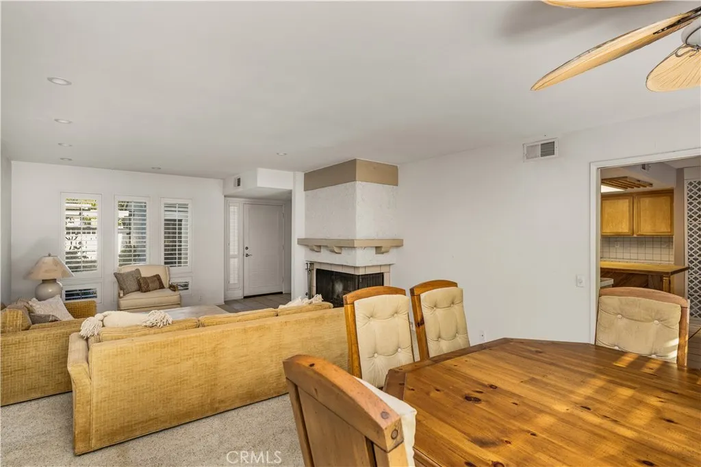 19731 Shorecliff, Huntington Beach, California 92648 home-pic-10