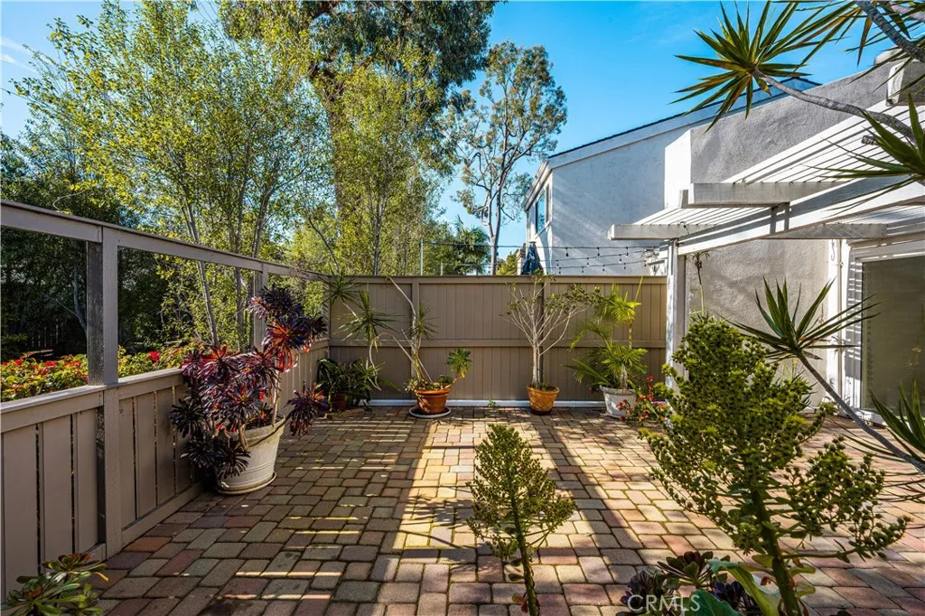 19731 Shorecliff, Huntington Beach, California 92648 home-pic-22