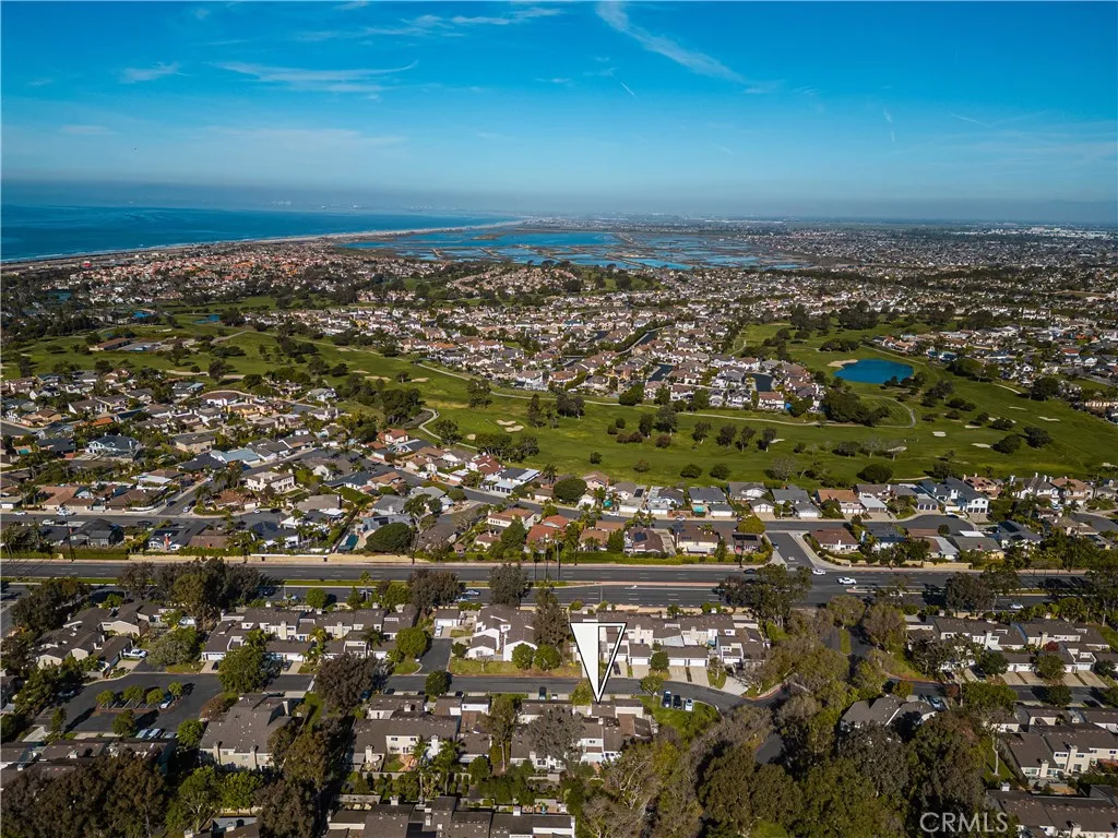 19731 Shorecliff, Huntington Beach, California 92648 home-pic-25