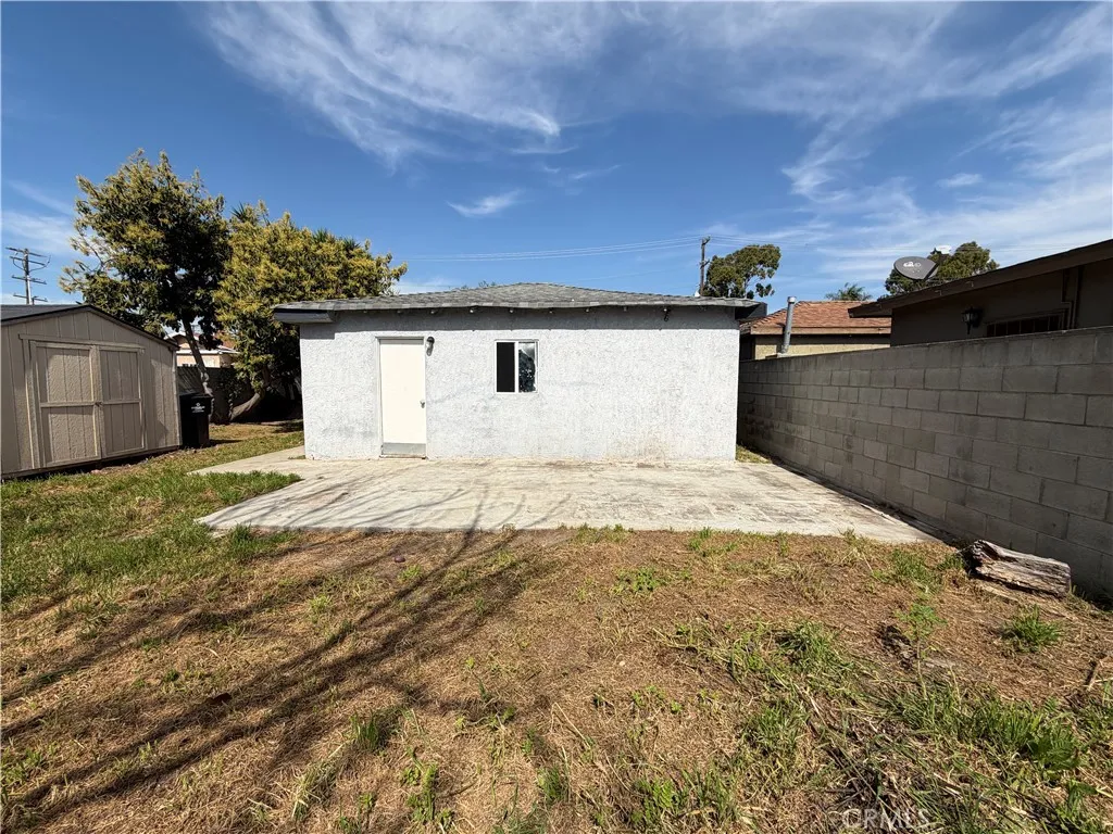 3924 W 104th, Inglewood, California 90303 home-pic-19