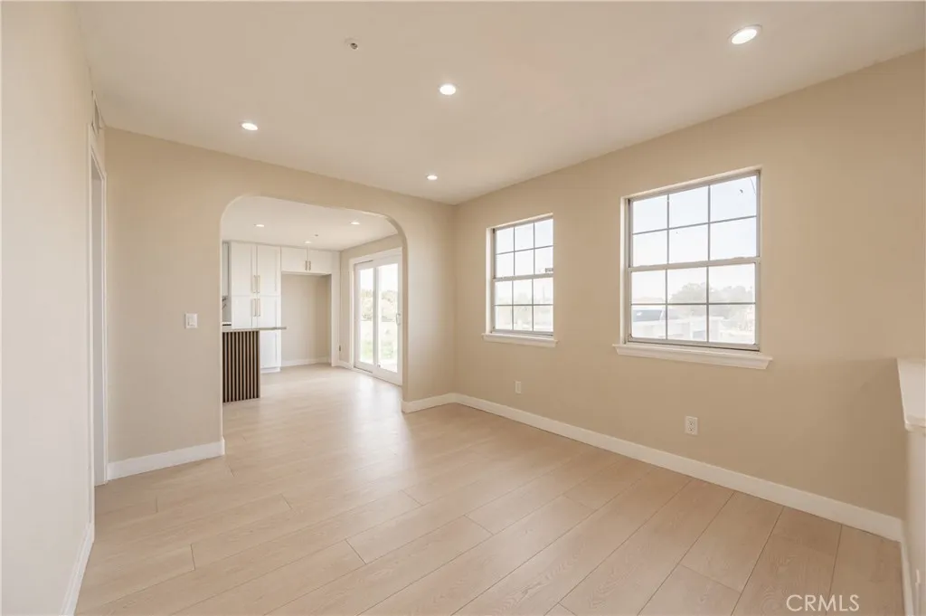 957 Sierra Hills Lane, Palmdale, California 93550 home-pic-14