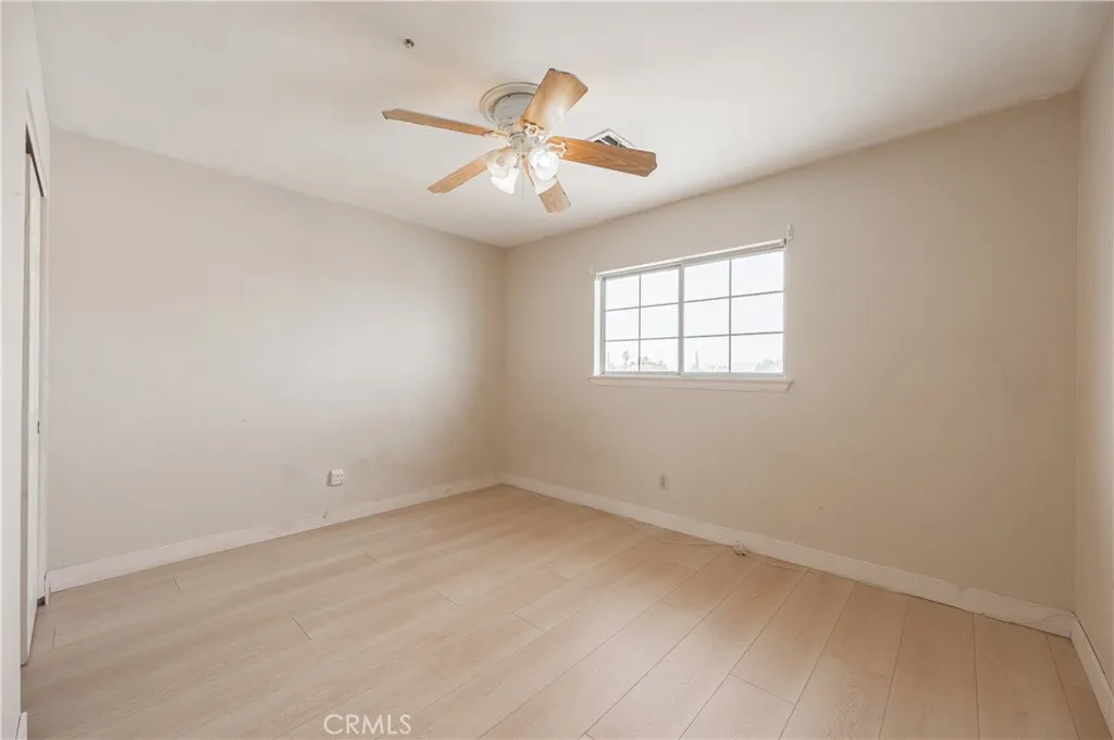 957 Sierra Hills Lane, Palmdale, California 93550 home-pic-29