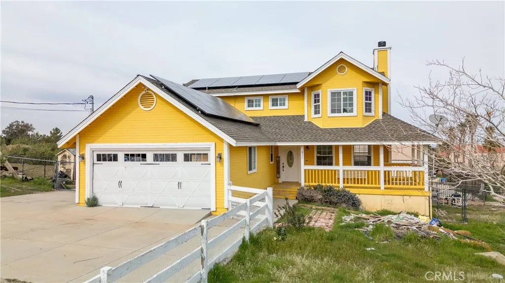 957 Sierra Hills Lane, Palmdale, California 93550 home-pic-1