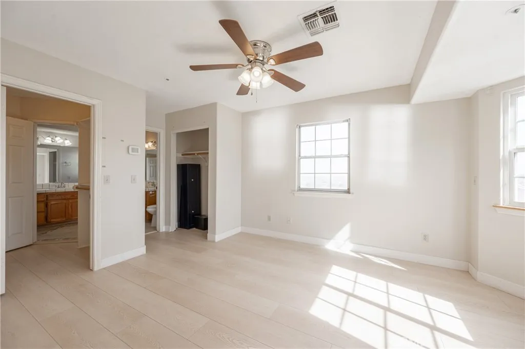 957 Sierra Hills Lane, Palmdale, California 93550 home-pic-34