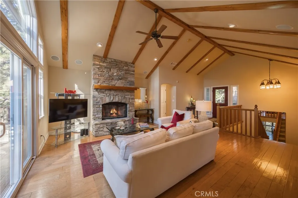 173 Grizzly Road, Lake Arrowhead, California 92352 home-pic-6