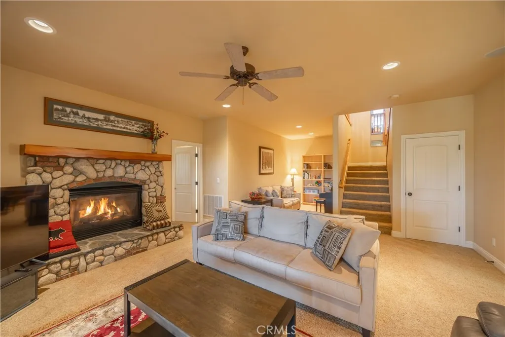 173 Grizzly Road, Lake Arrowhead, California 92352 home-pic-22