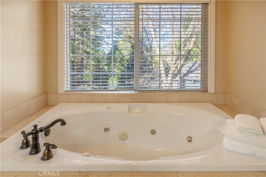 173 Grizzly Road, Lake Arrowhead, California 92352 home-pic-31